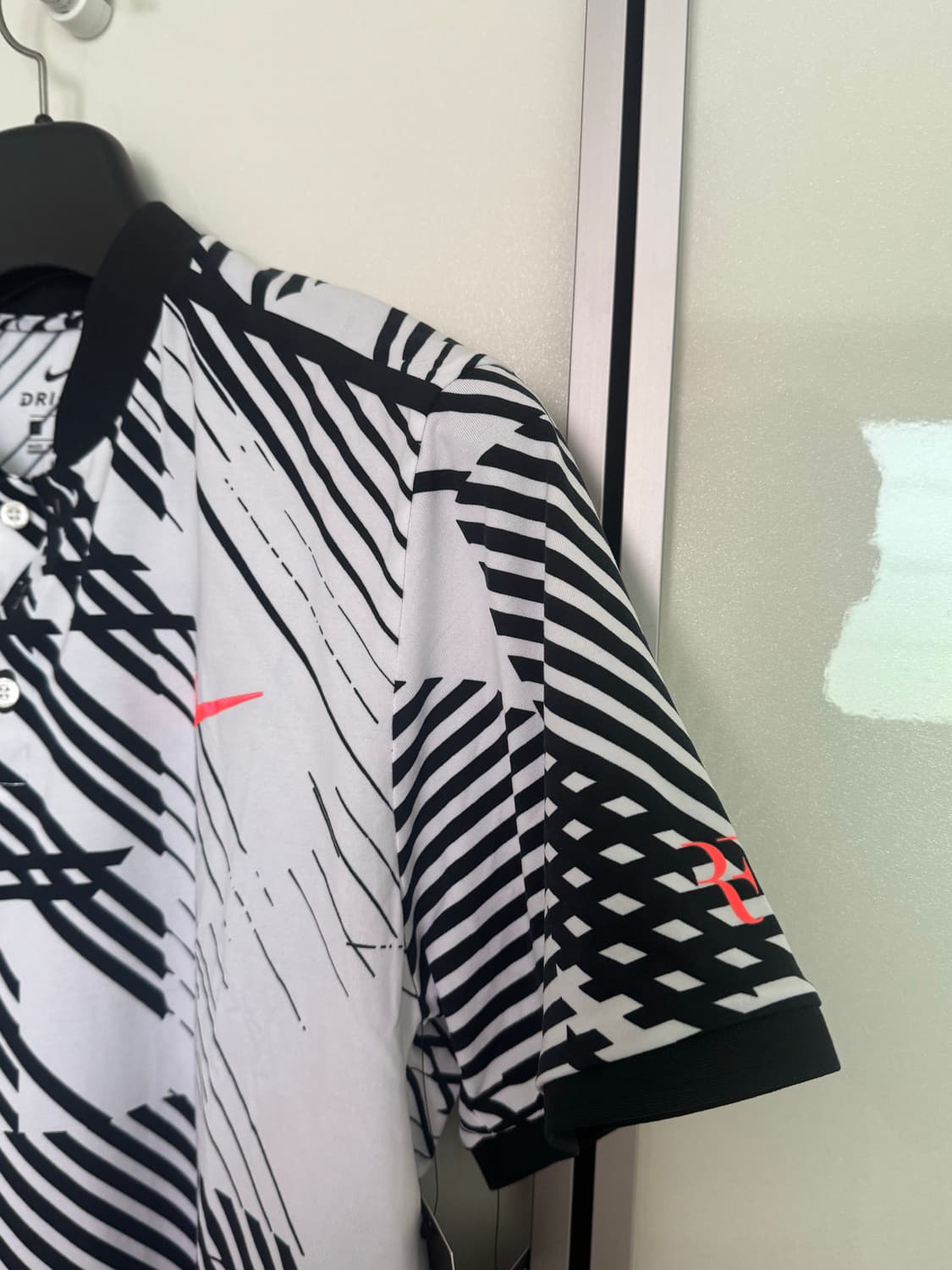 로저 페더러 2017 호주오픈 우승 유니폼 새제품 XL  상품이미지2