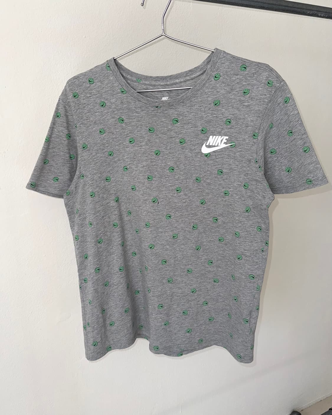 나이키 스마일 티셔츠 상품이미지1