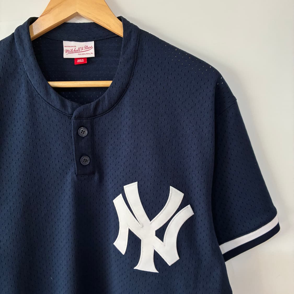 미첼앤네스 뉴욕 양키즈 메쉬 반팔 티 상품이미지3