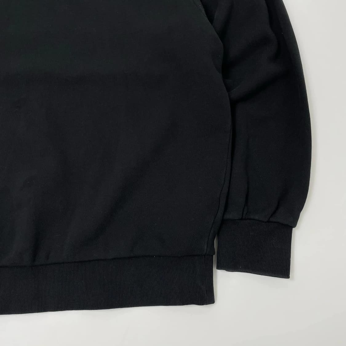 비바스튜디오 맨투맨 스웻셔츠 상품이미지3