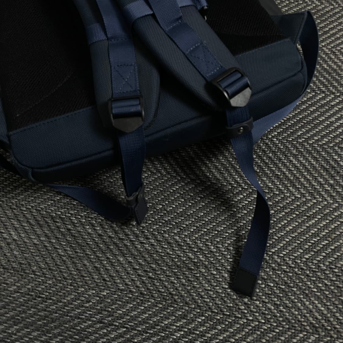 샘소나이트 미니멀 네이비 백팩y 4225 상품이미지7