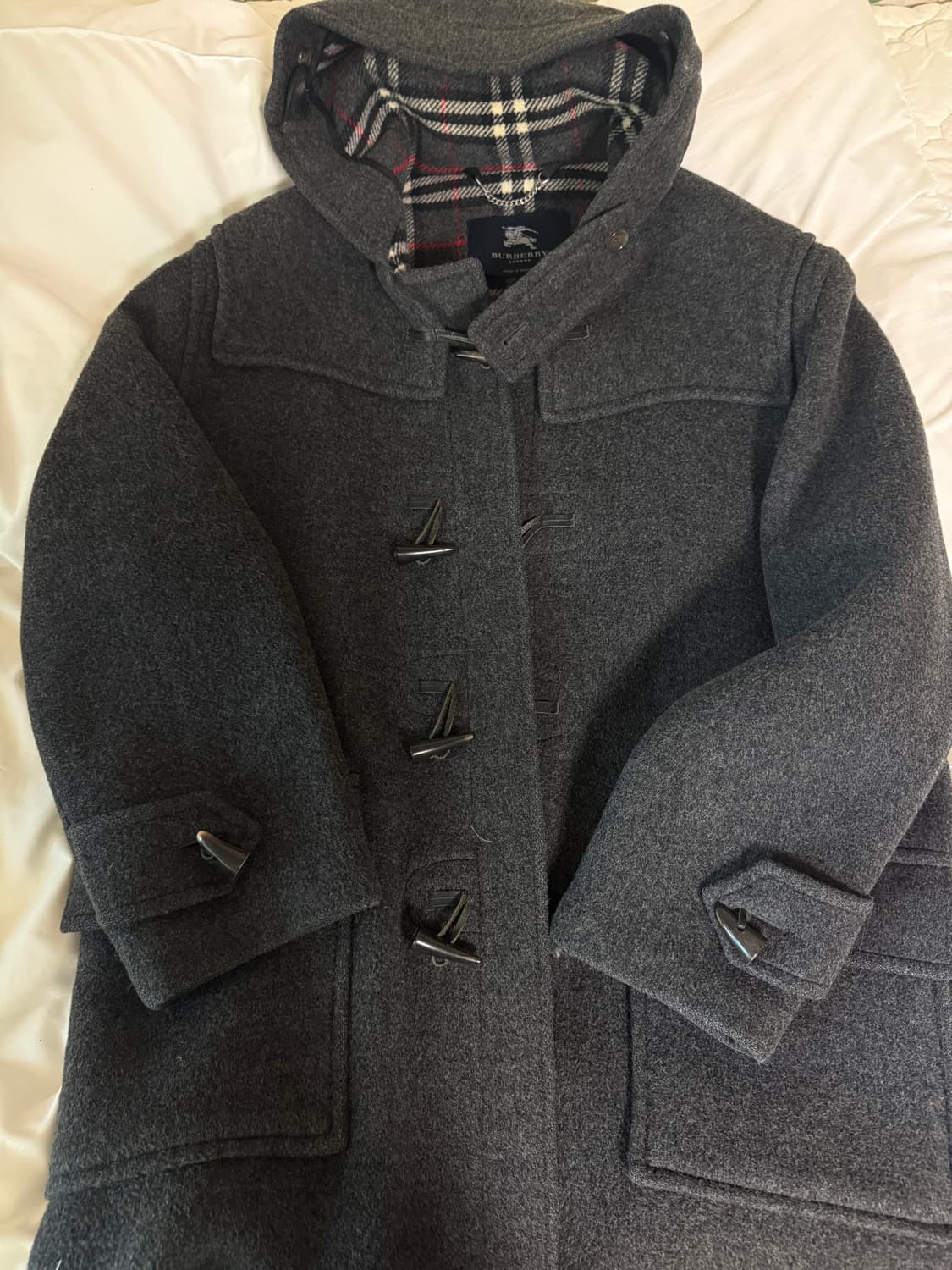 버버리 그레이 스페셜티 더플 코트 상품이미지1
