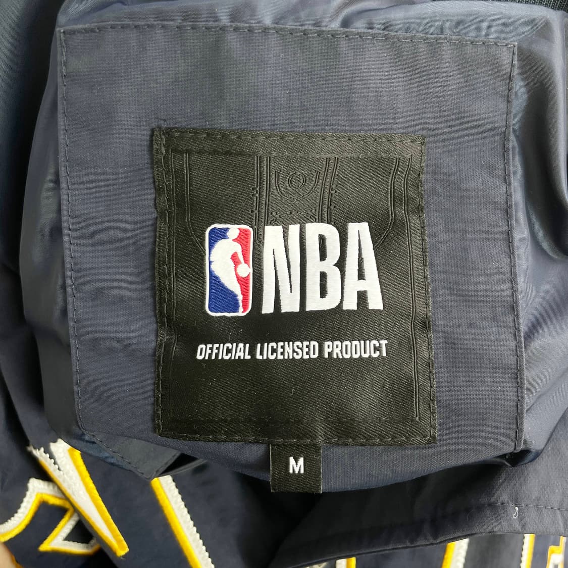 B2 엔비에이 NBA DEN 바시티 아치형 팀 점퍼 M사이즈 상품이미지4