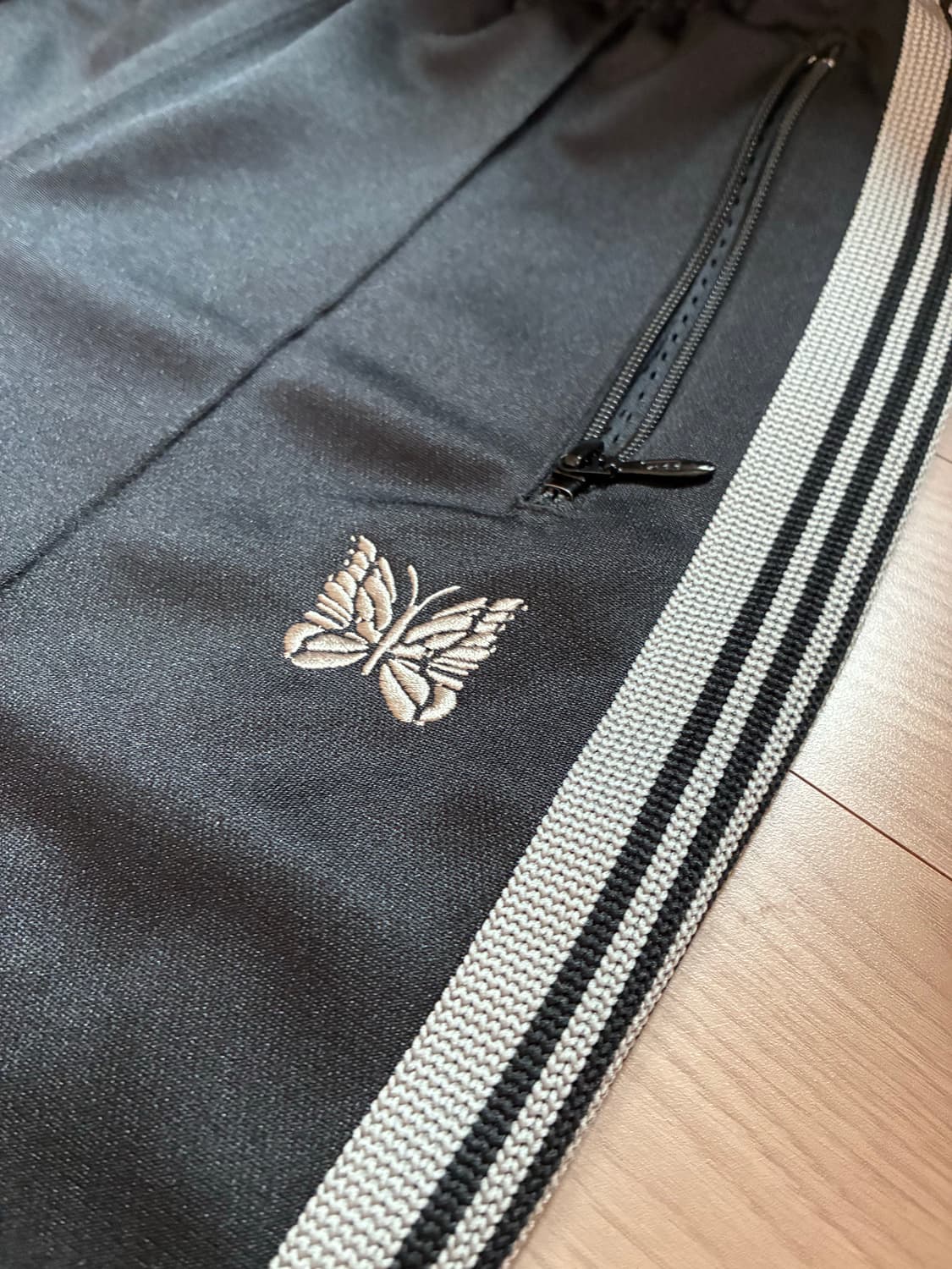 NEEDLES 니들스 스트레이트 핏 트랙팬츠 상품이미지2