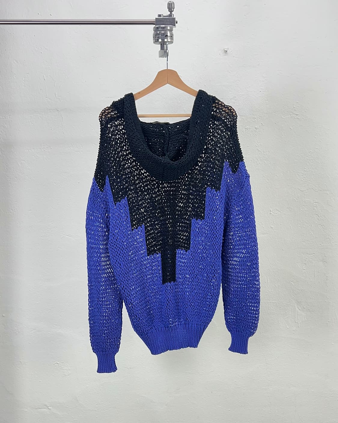 알렉산더 왕 블랙 앤 블루 컬러 블록 청키 후디 니트 스웨터 상품이미지6