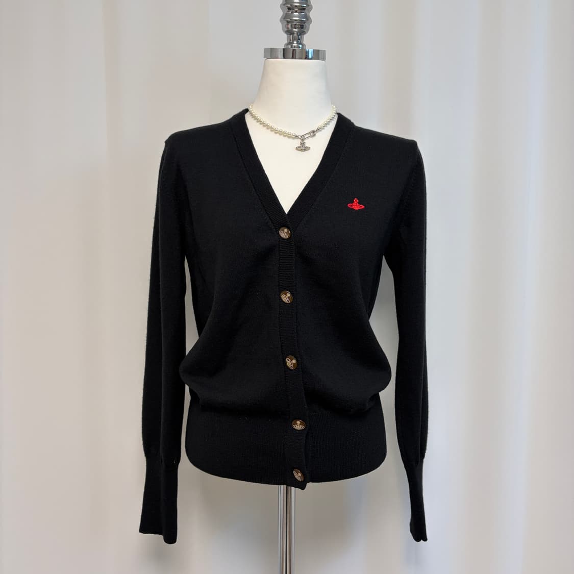 비비안웨스트우드 울 ORB버튼 브이넥 가디건 상품이미지4