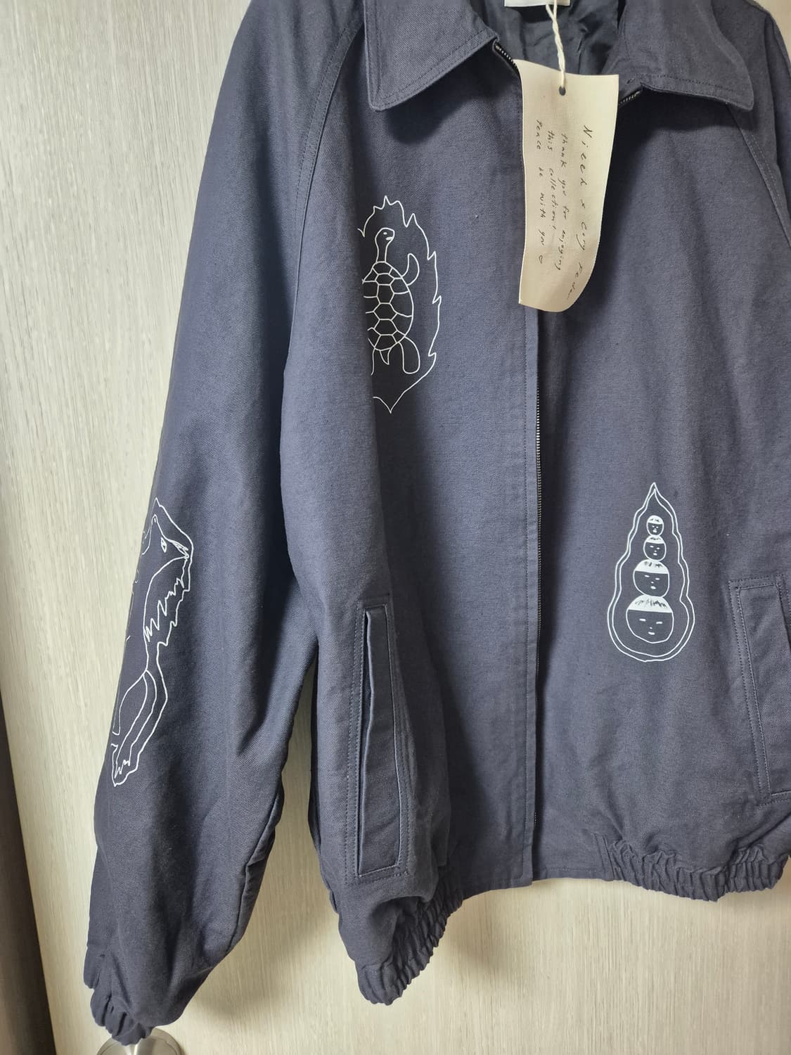 (새제품) NIEEH 니히 네이비 자켓 점퍼 프린팅 상품이미지6