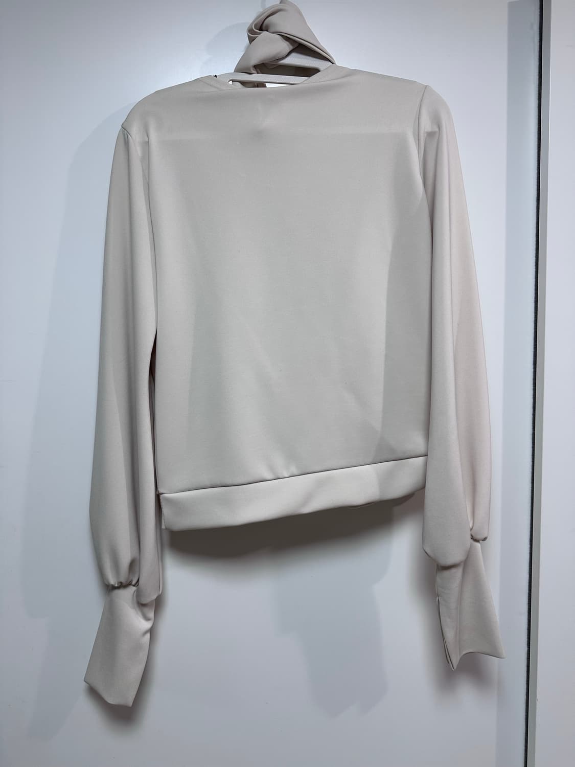 아이보리 버터 리본 블라우스 랩 스타일 상품이미지2