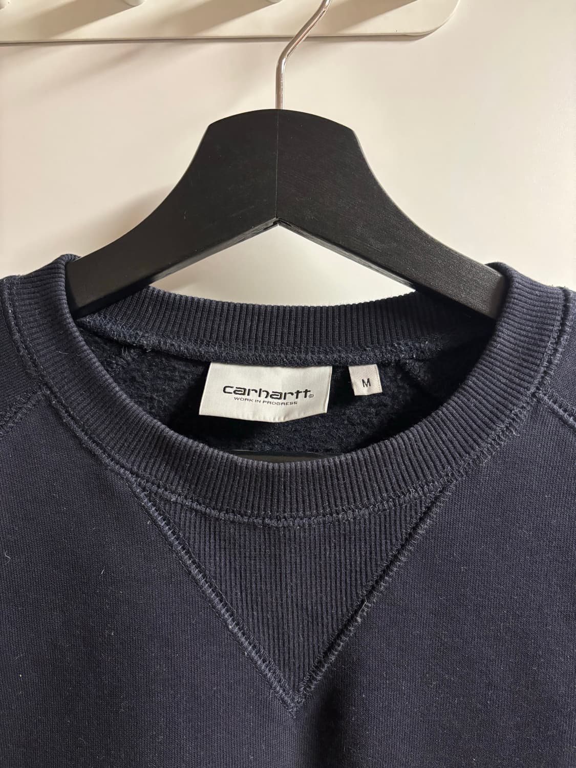 [M] 칼하트 WIP 체이스 스웻셔츠 네이비 상품이미지3