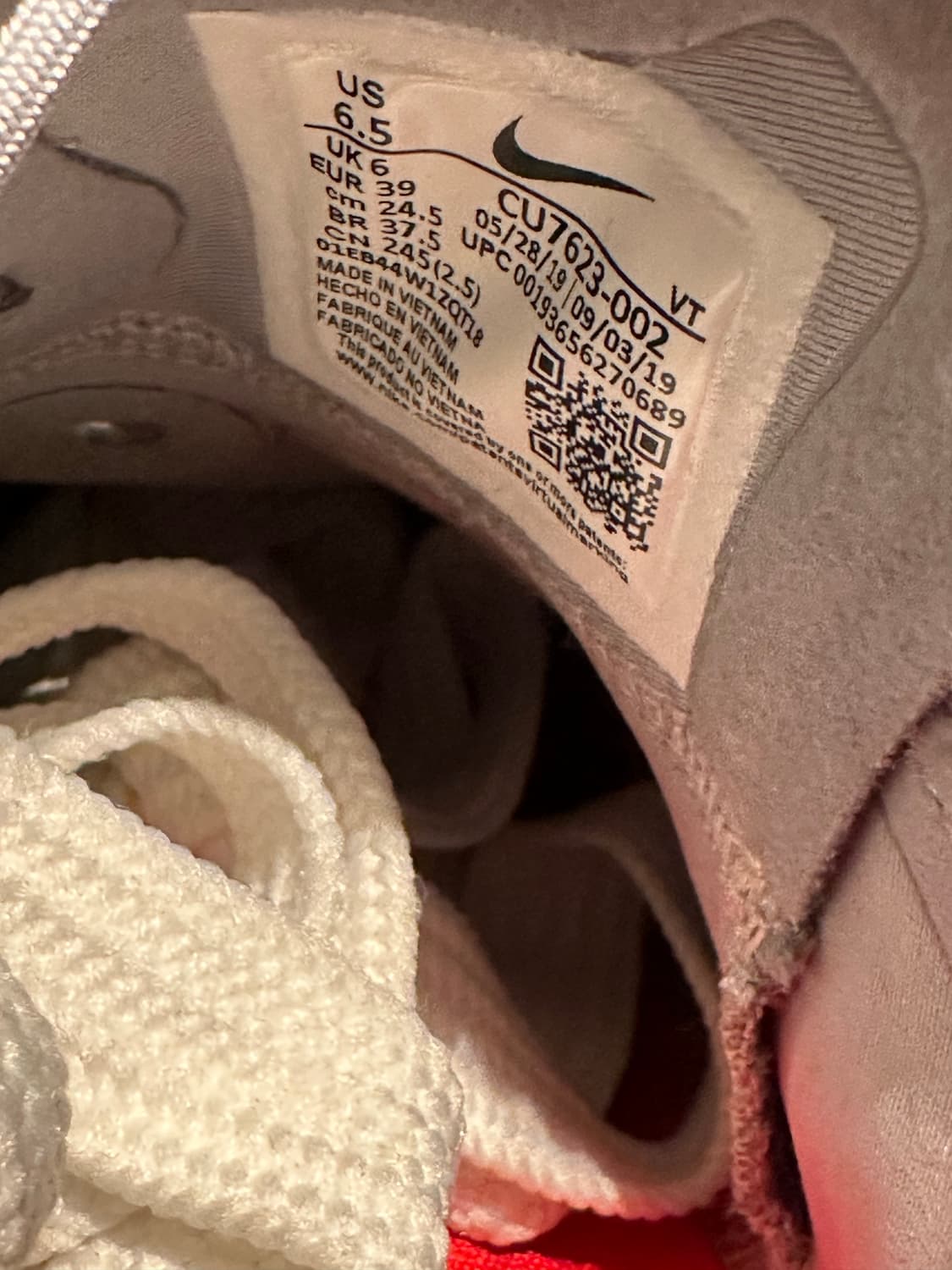 245) 나이키 x 매튜 M 윌리엄스 조이라이드 CC3 세터 울프 그레이 상품이미지3