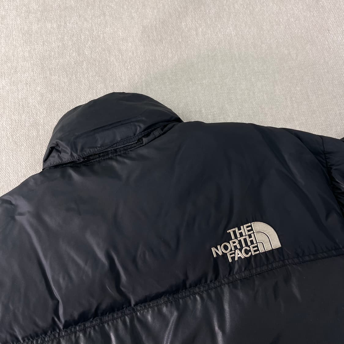 100 노스페이스 1996 700 눕시 블랙 패딩 상품이미지5