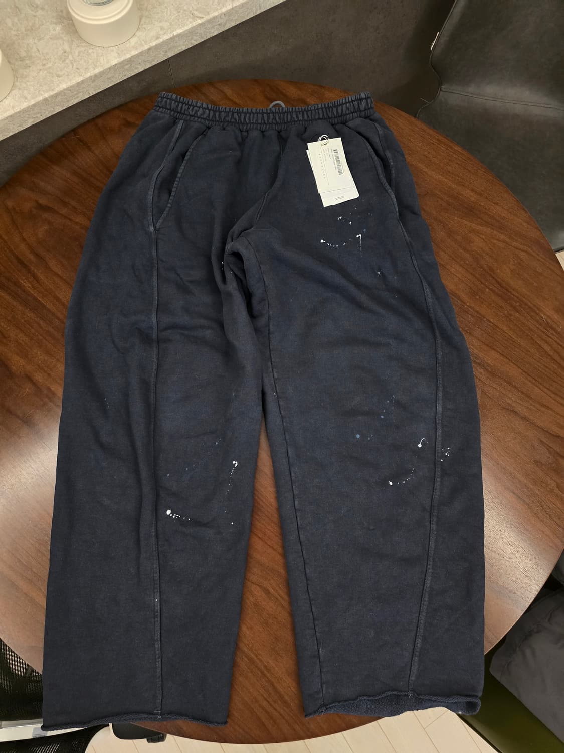 브라운야드 페인팅 스웻팬츠 블랙 4 상품이미지3