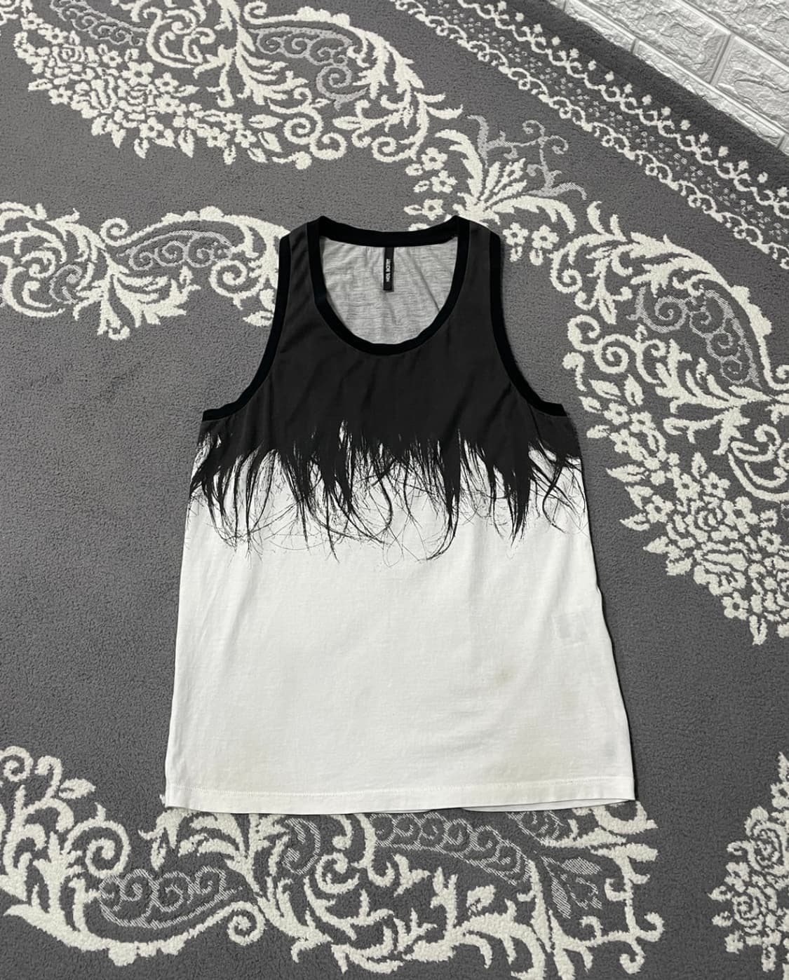 Neil Barrett 크로우퍼 트롱프로유 슬리브리스 상품이미지1