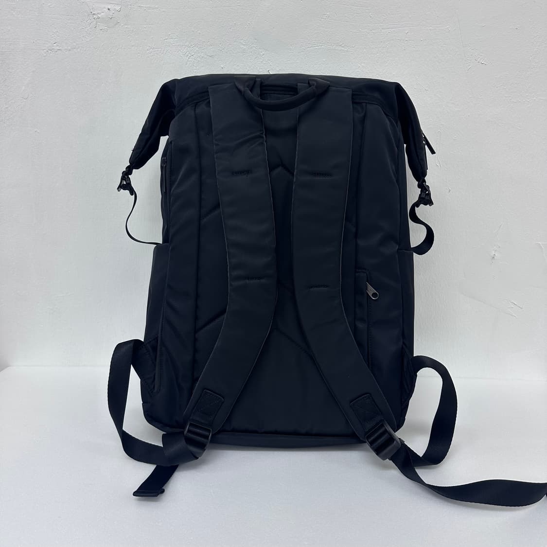 코오롱스포츠 나일론 캐주얼 시티백팩 가방 상품이미지4