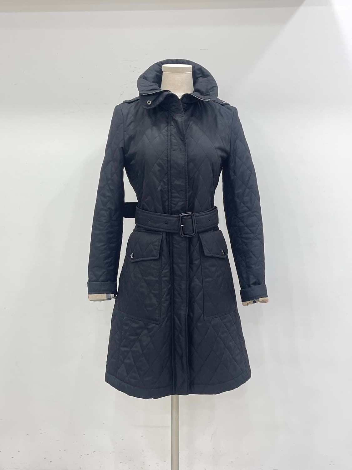 버버리 퀼팅 코트  상품이미지1