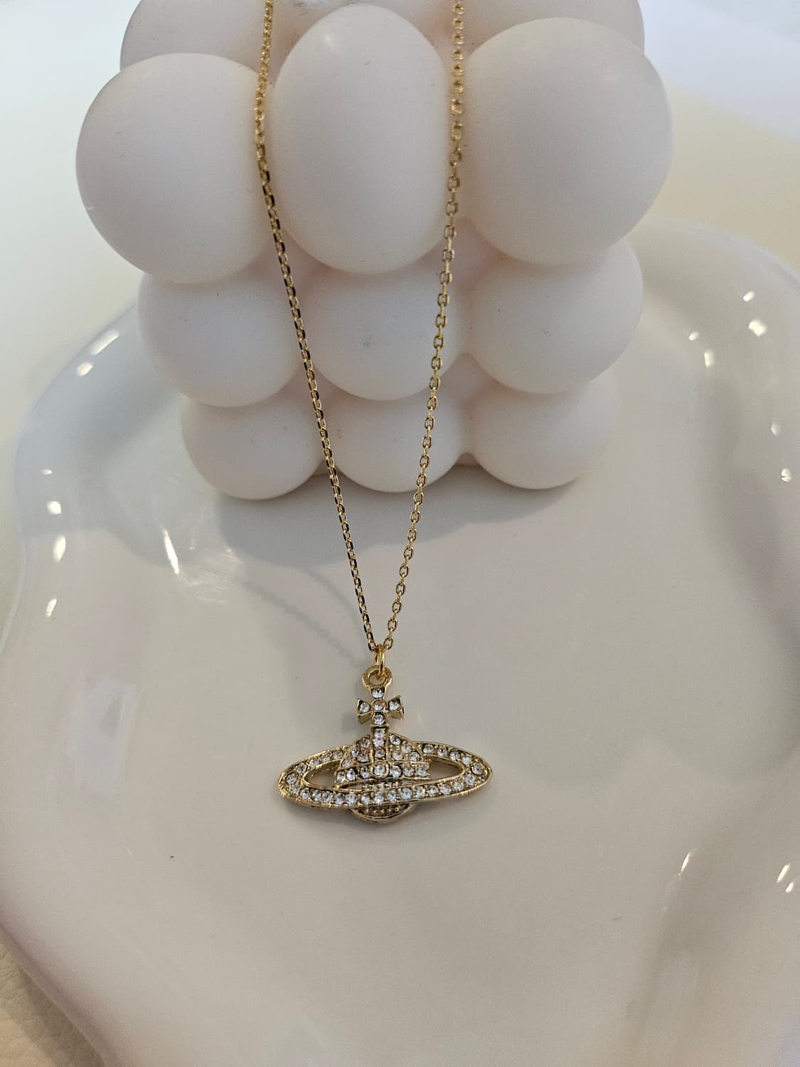 비비안웨스트우드 업사이클링 올큐빅 금장 목걸이 상품이미지1