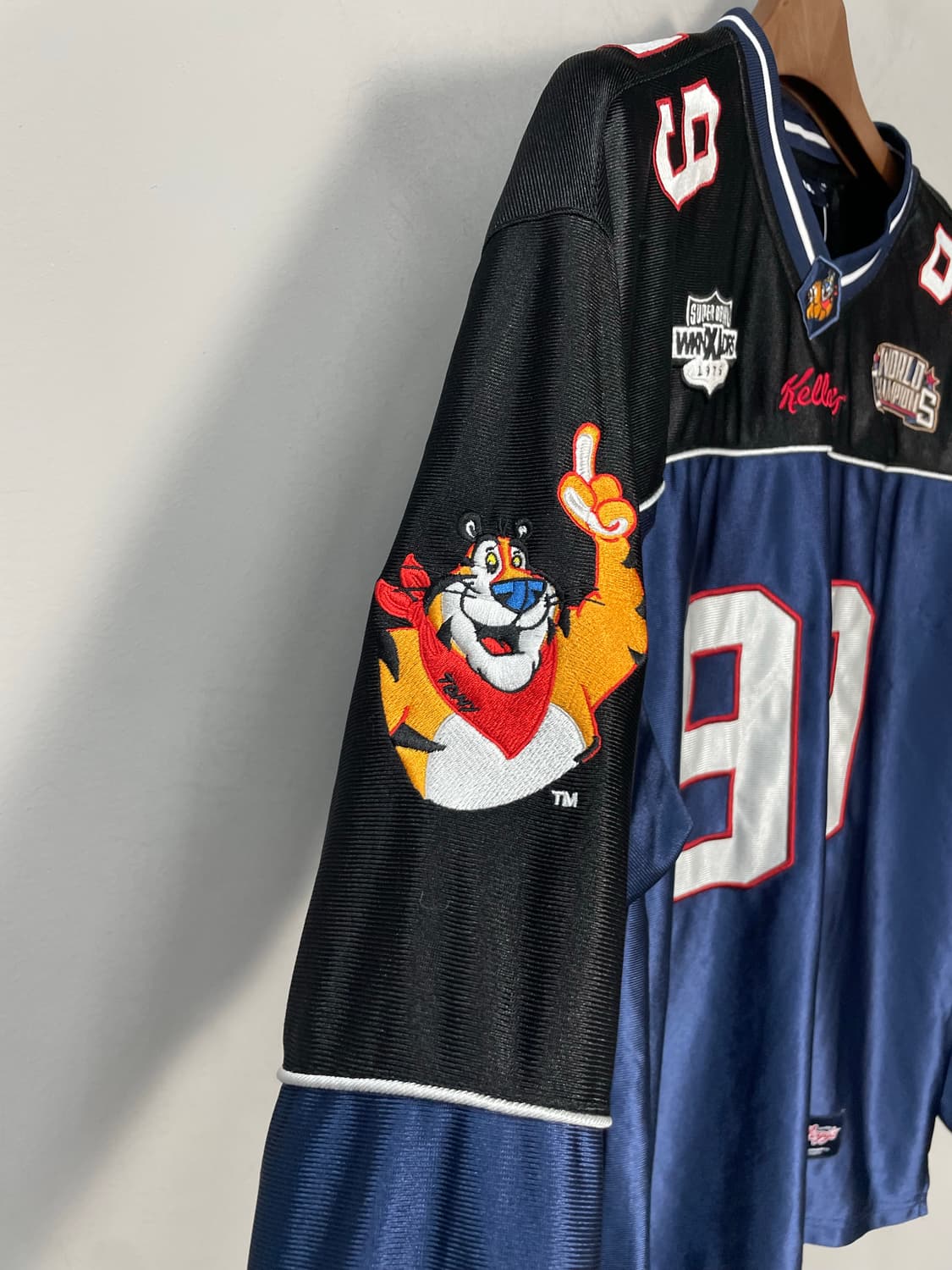 위캔더스 x 켈로그 풋볼 네이비 져지 H1271 상품이미지5