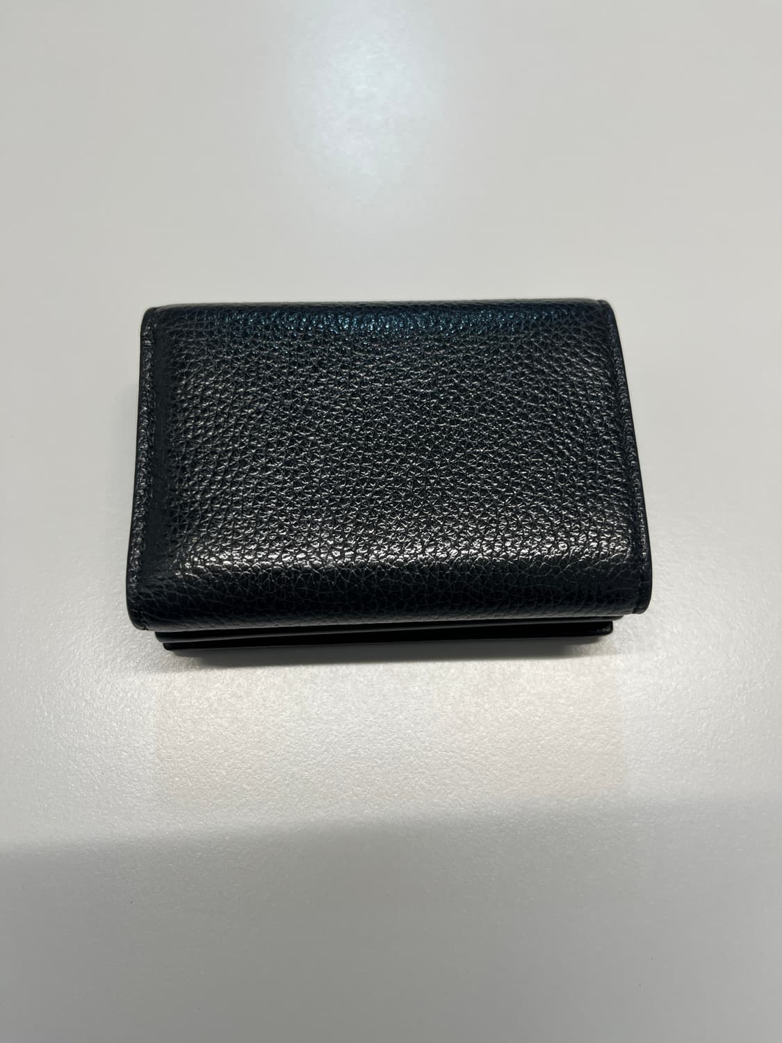 발렌시아가 에센셜 미니월렛 (여성 3단 지갑) 판매. 상품이미지3