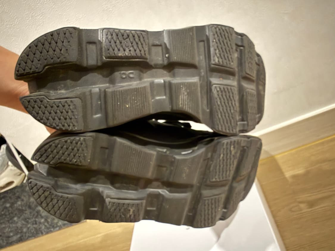 온러닝 파프 클라우드 몬스터 블랙 마그넷 맨 265 상품이미지6