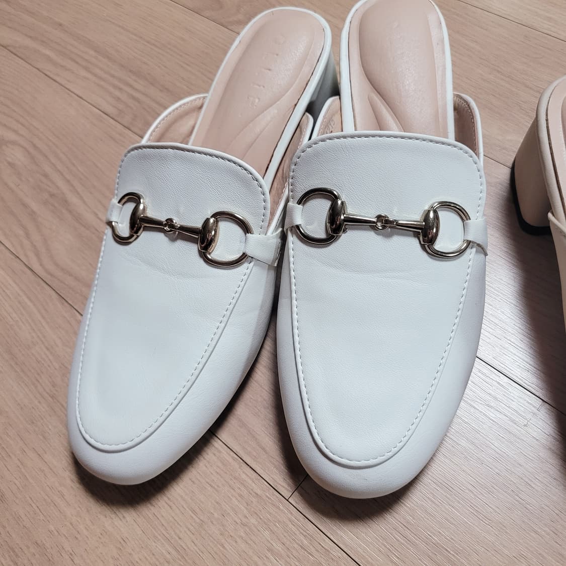 일괄2세트) 베이지 화이트 로퍼 2세트 굽6cm 상품이미지5