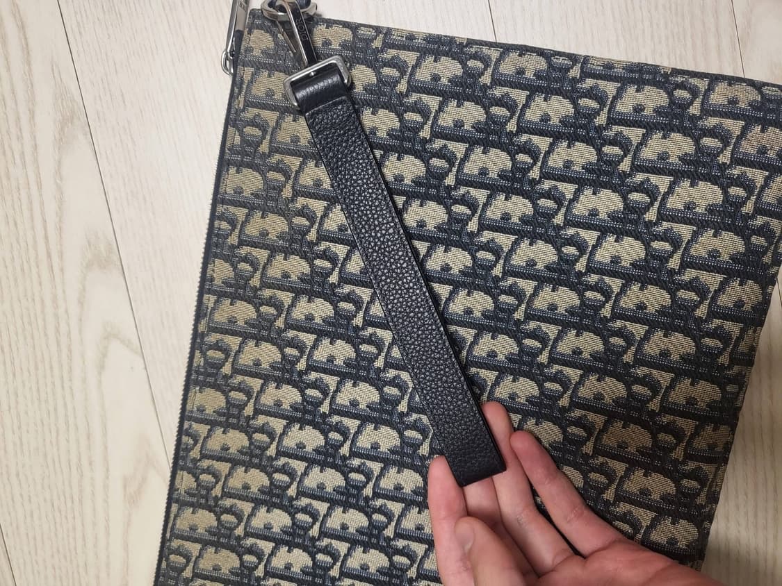 디올 오블리크 A4 클러치 스트랩 상품이미지4