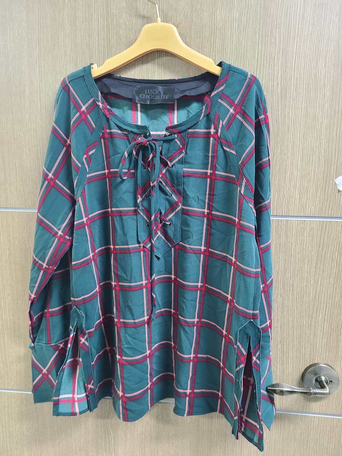 럭키슈에뜨  체크무늬 블라우스  상품이미지1