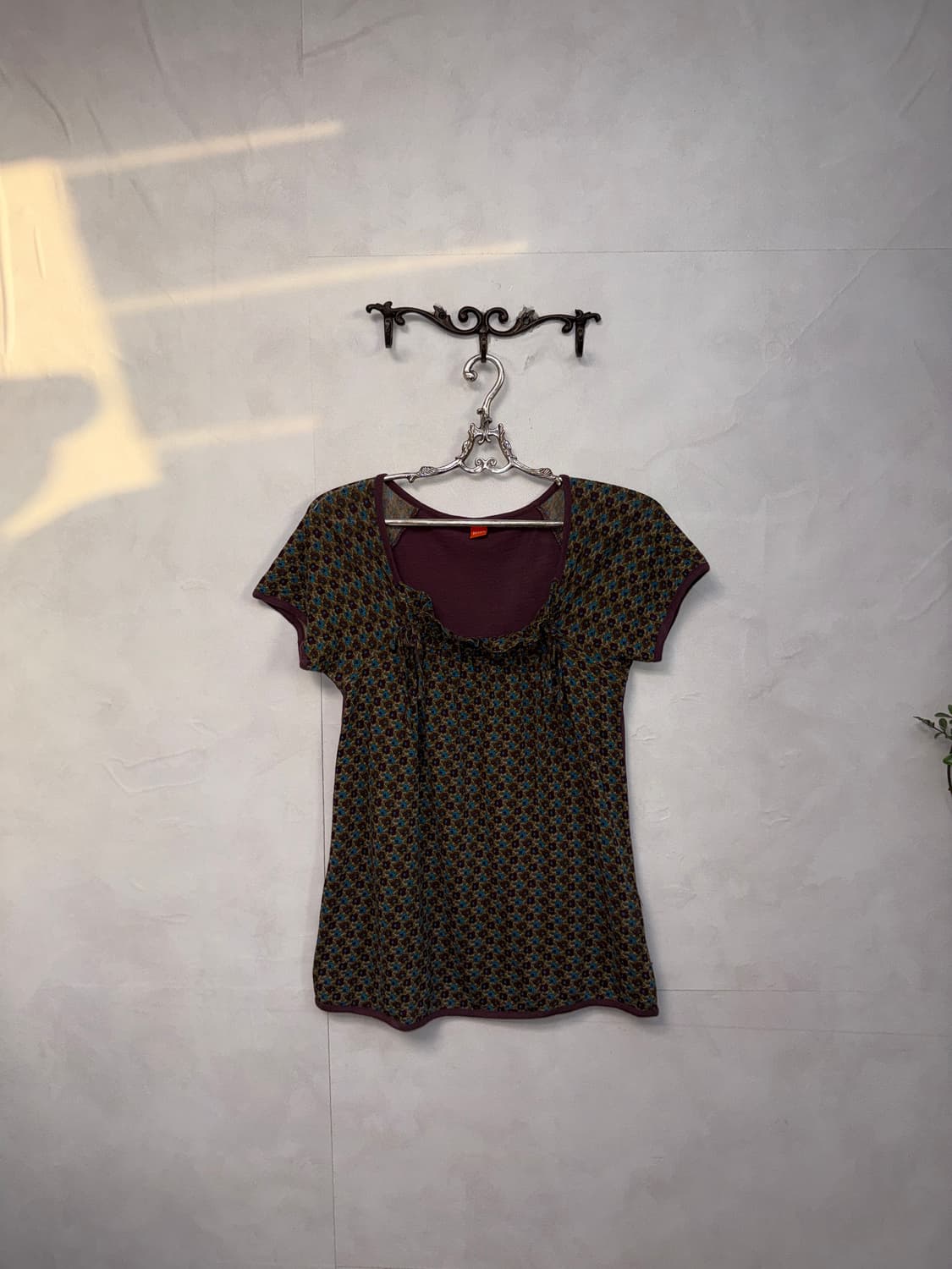 Hugo Boss brown floral ribbon blouse 상품이미지2