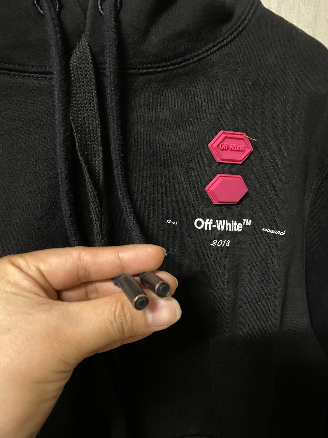 Off-White 블랙 후드티 L 상품이미지2