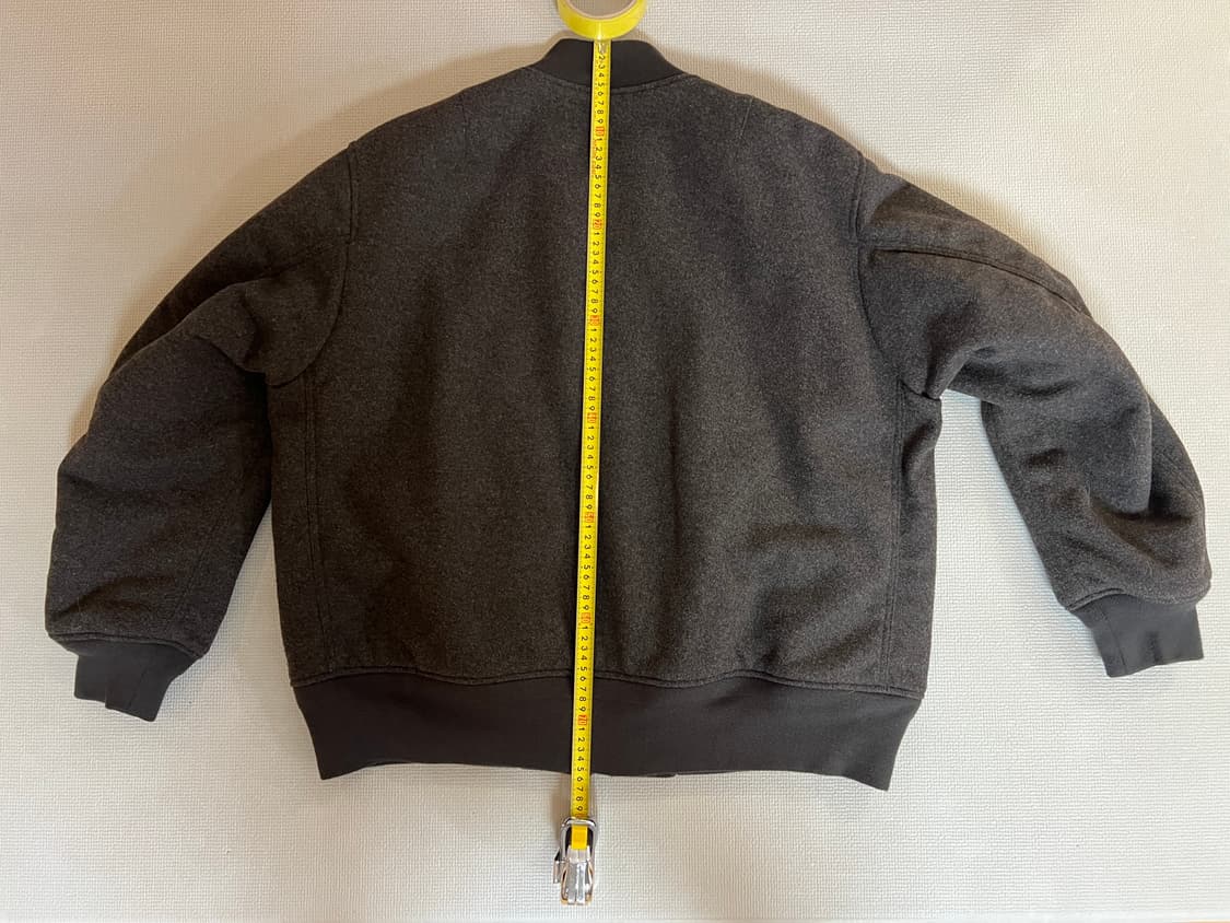 무료배송 - 유니클로 x 엔지니어드 가먼츠 MA-1 쇼트 블루종(그레이) 상품이미지7