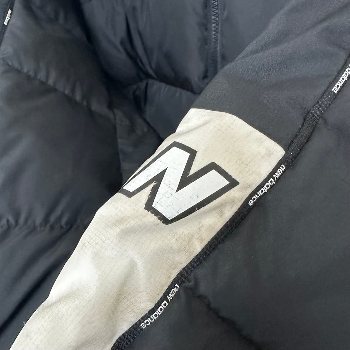   뉴발란스 공용 패딩 자켓 거위털 검정 95 M  EIW 상품이미지4