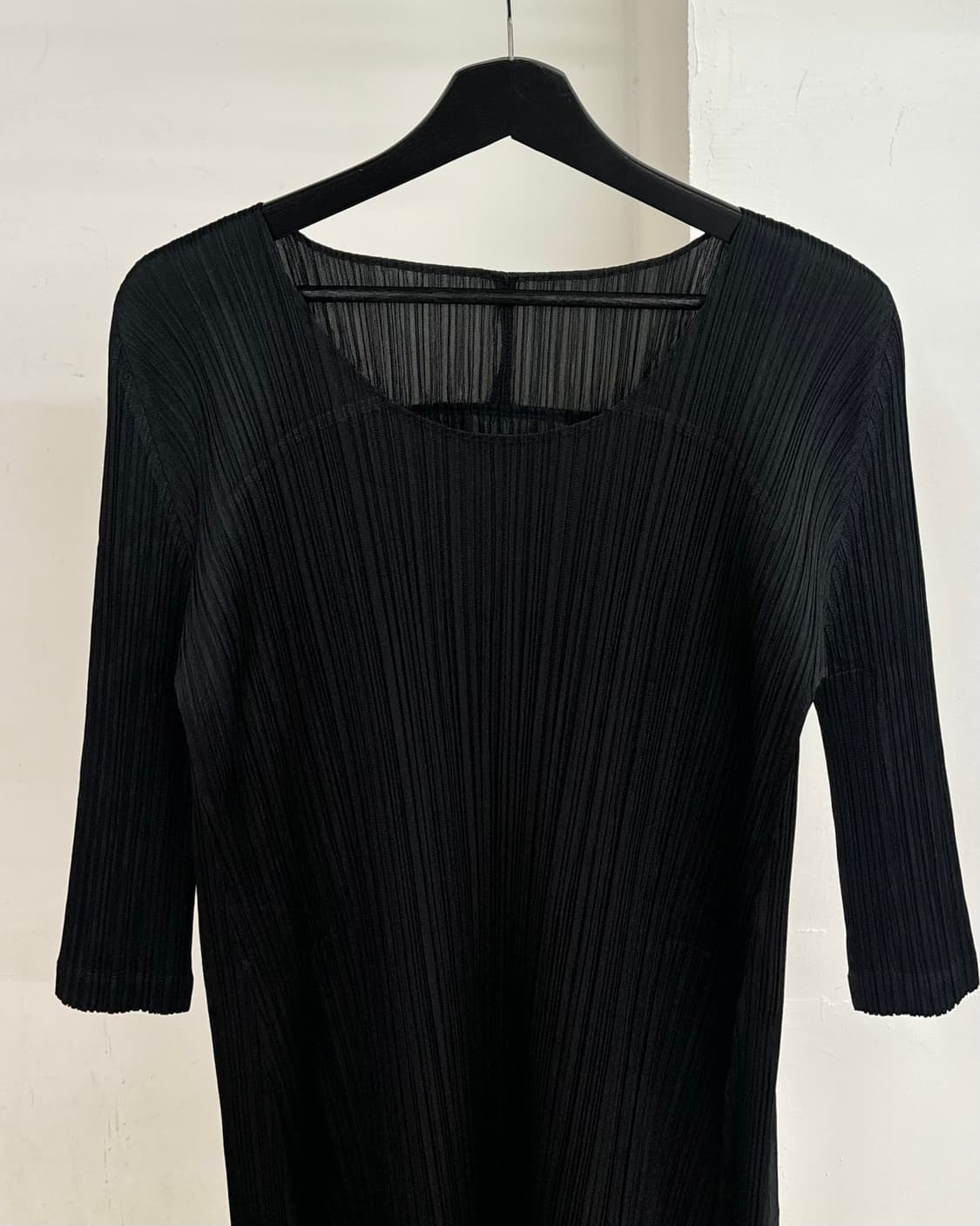 플리츠 플리즈 블랙 스퀘어 넥 에이치 라인 칠부 원피스 상품이미지2