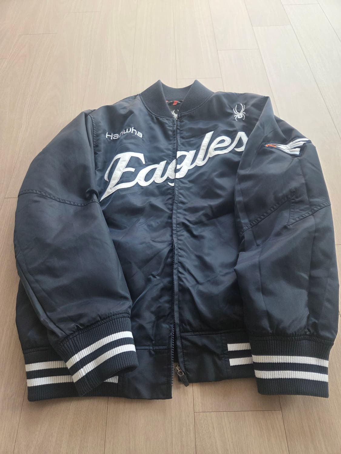 [95M] 스파이더 어센틱 한화이글스 춘추점퍼 상품이미지1