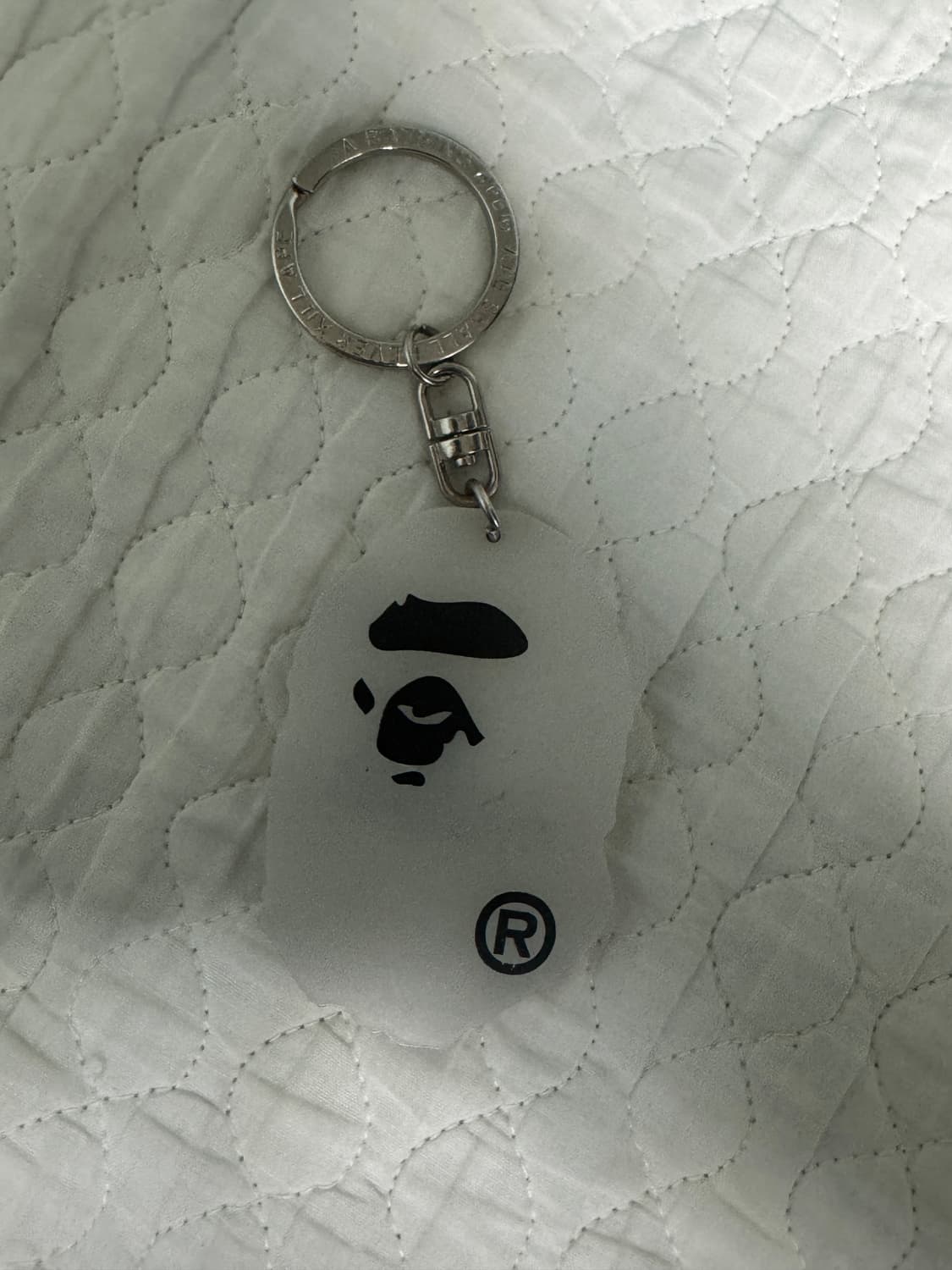 베이프 글로우 키링 상품이미지2