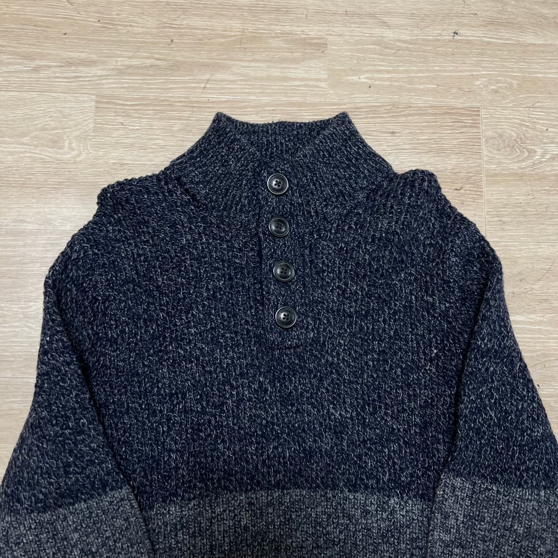 타미힐피거 배색 버튼 하이넥 니트 [그레이] S/90 상품이미지2