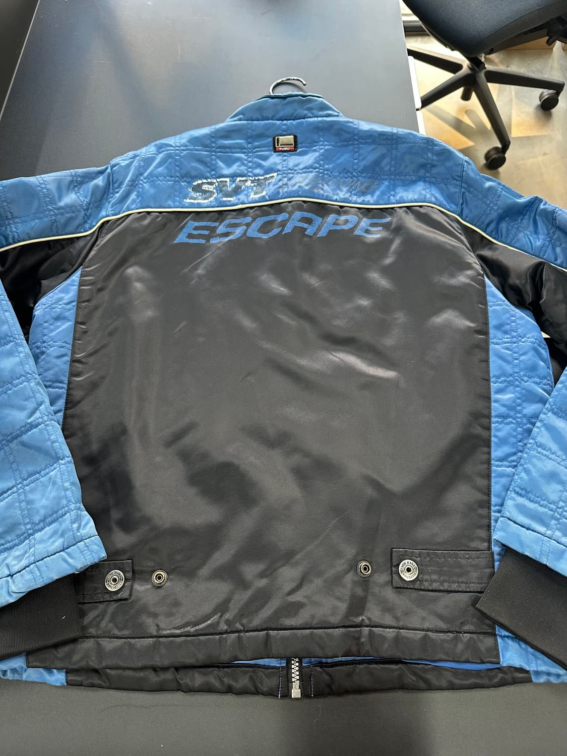 후부 플래티넘 포드 넥버클 레이싱 점퍼 상품이미지6