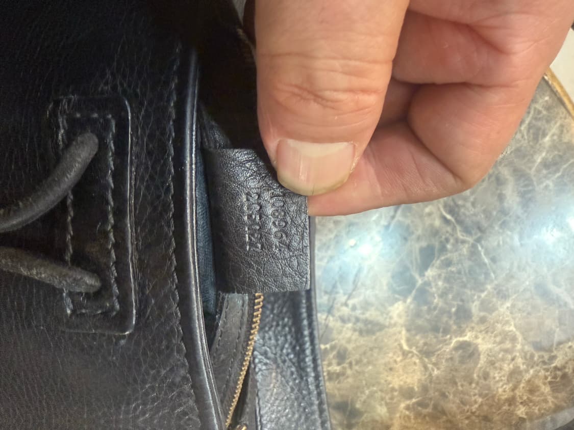 정품 구찌 레더 쇼퍼백 팝니다 상품이미지10