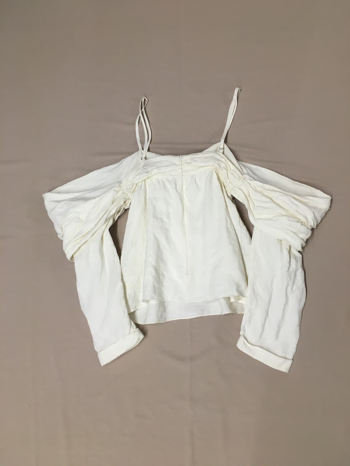 급처! JW앤더슨 오프숄더 상품이미지2