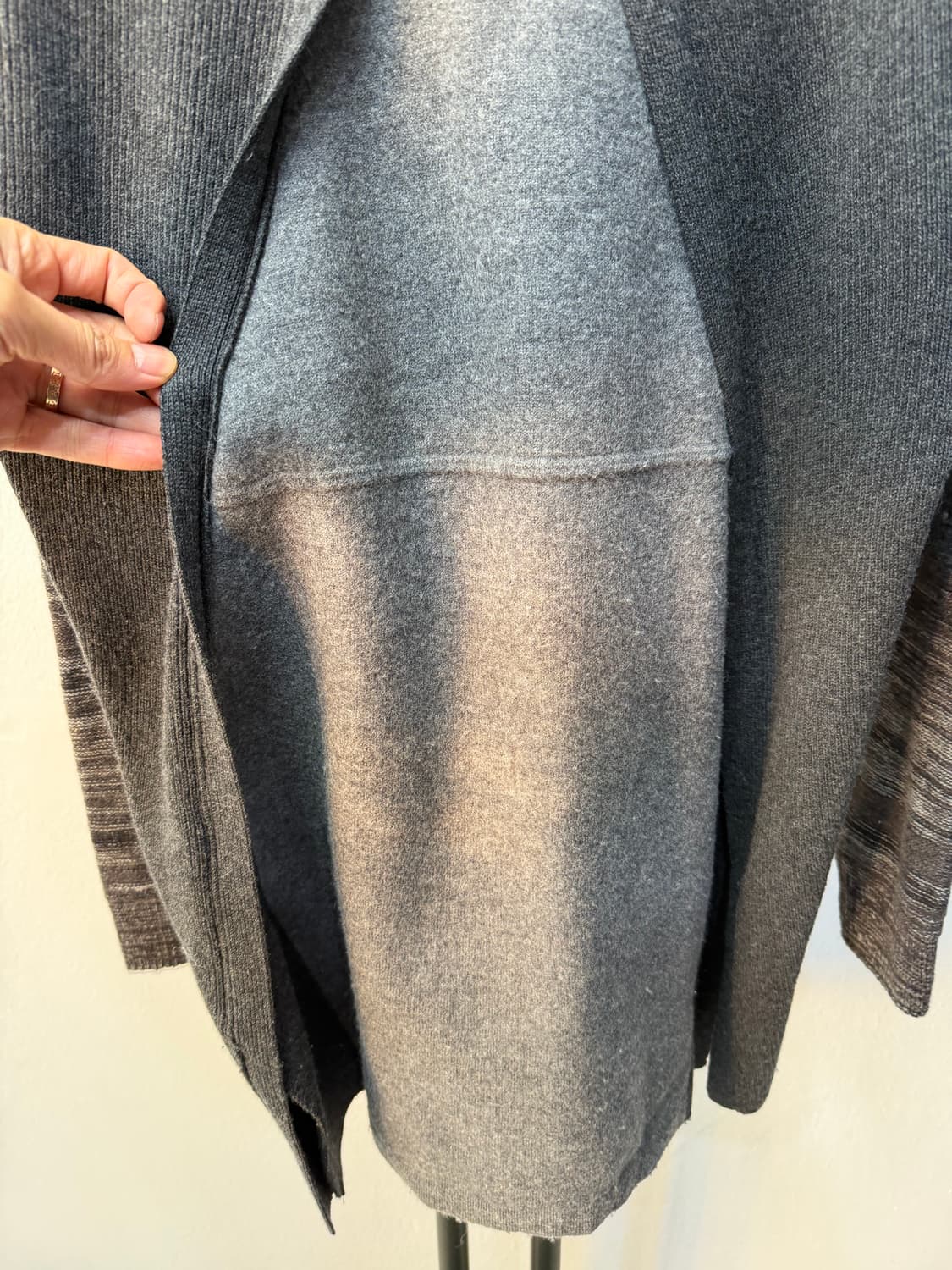 정품) 구호 여성 그레이 배색 니트 F 상품이미지6