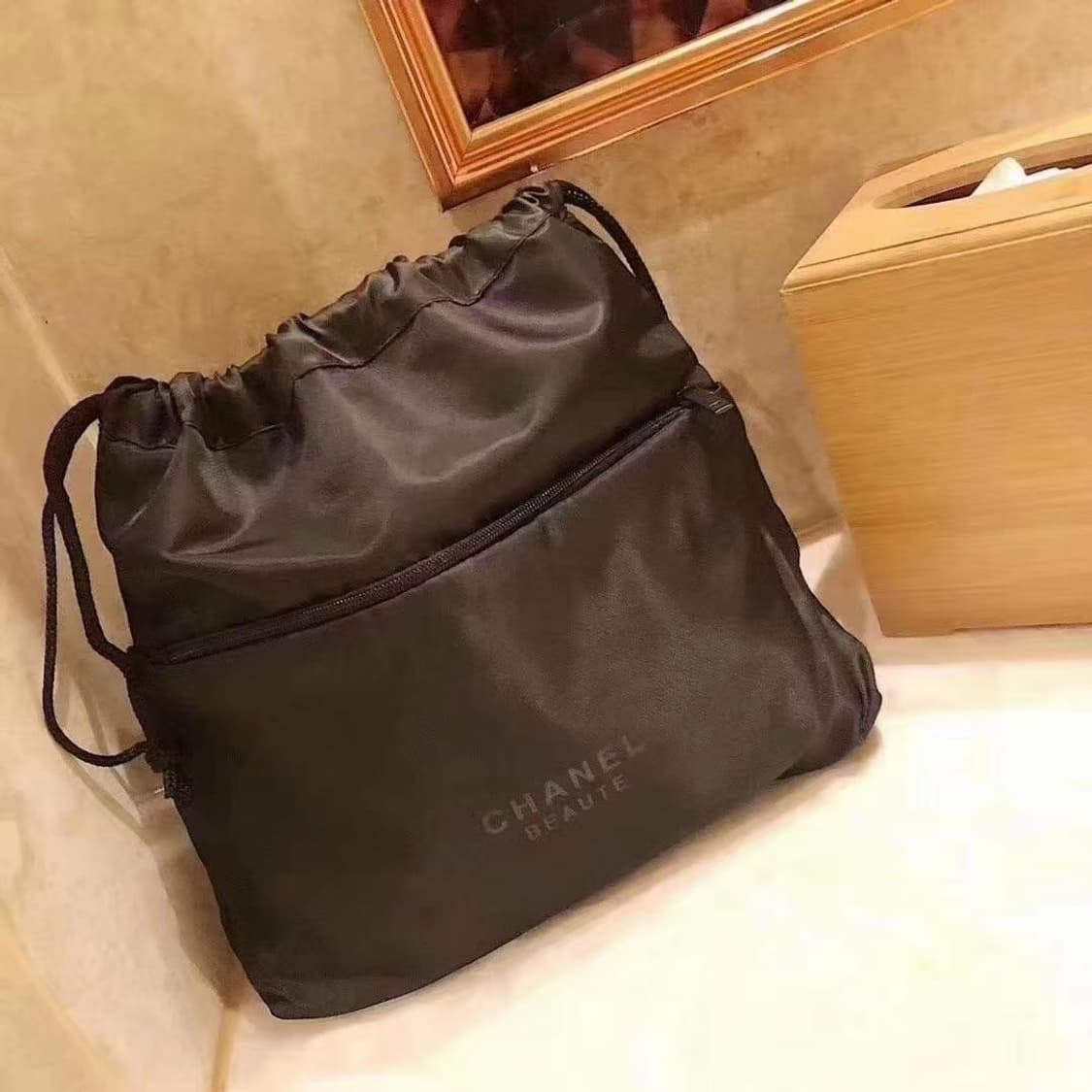 샤넬뷰티 복조리형 파우치 스트링 파우치 블랙 상품이미지5