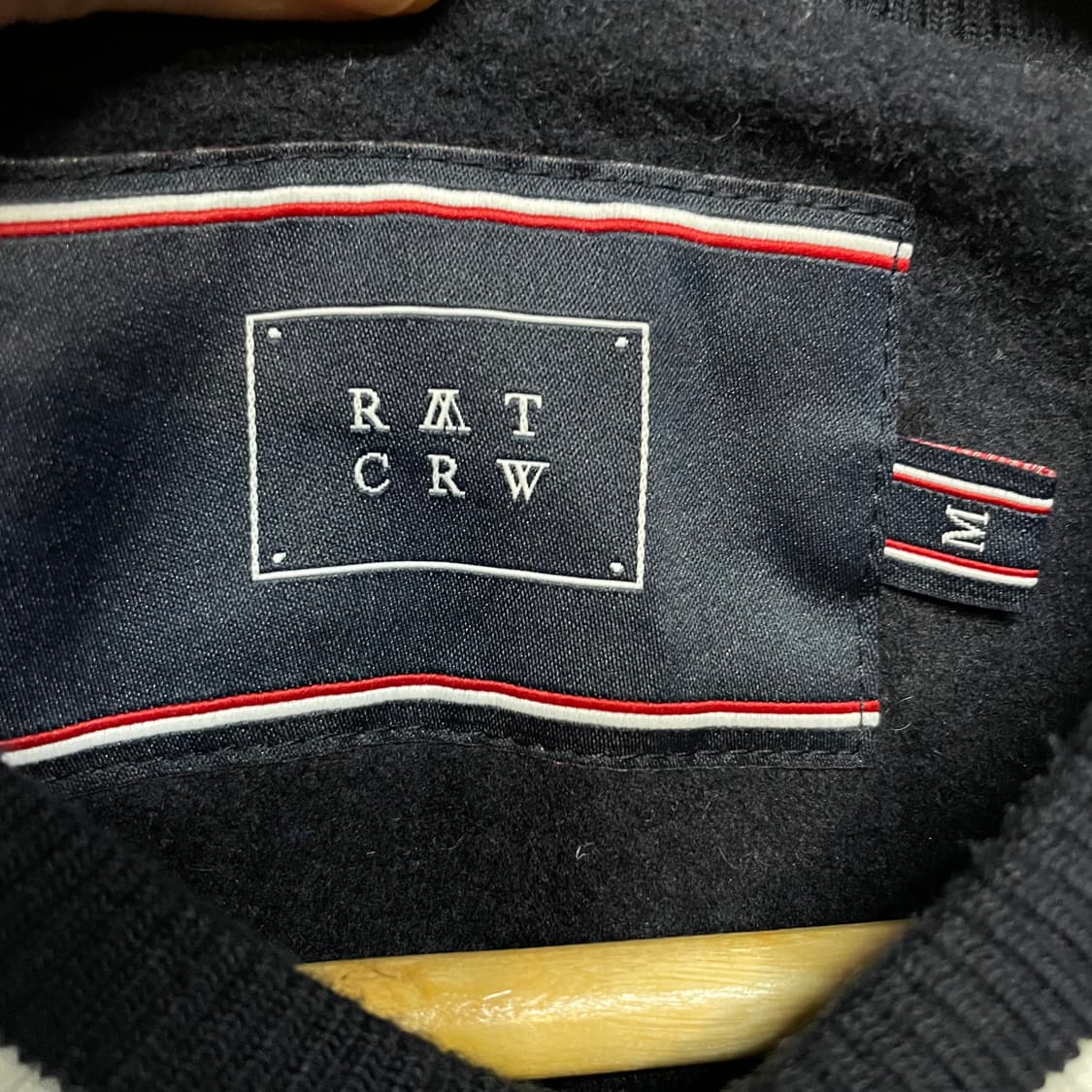 로맨틱크라운 와일드 프라워 울 바시티 자켓 상품이미지5