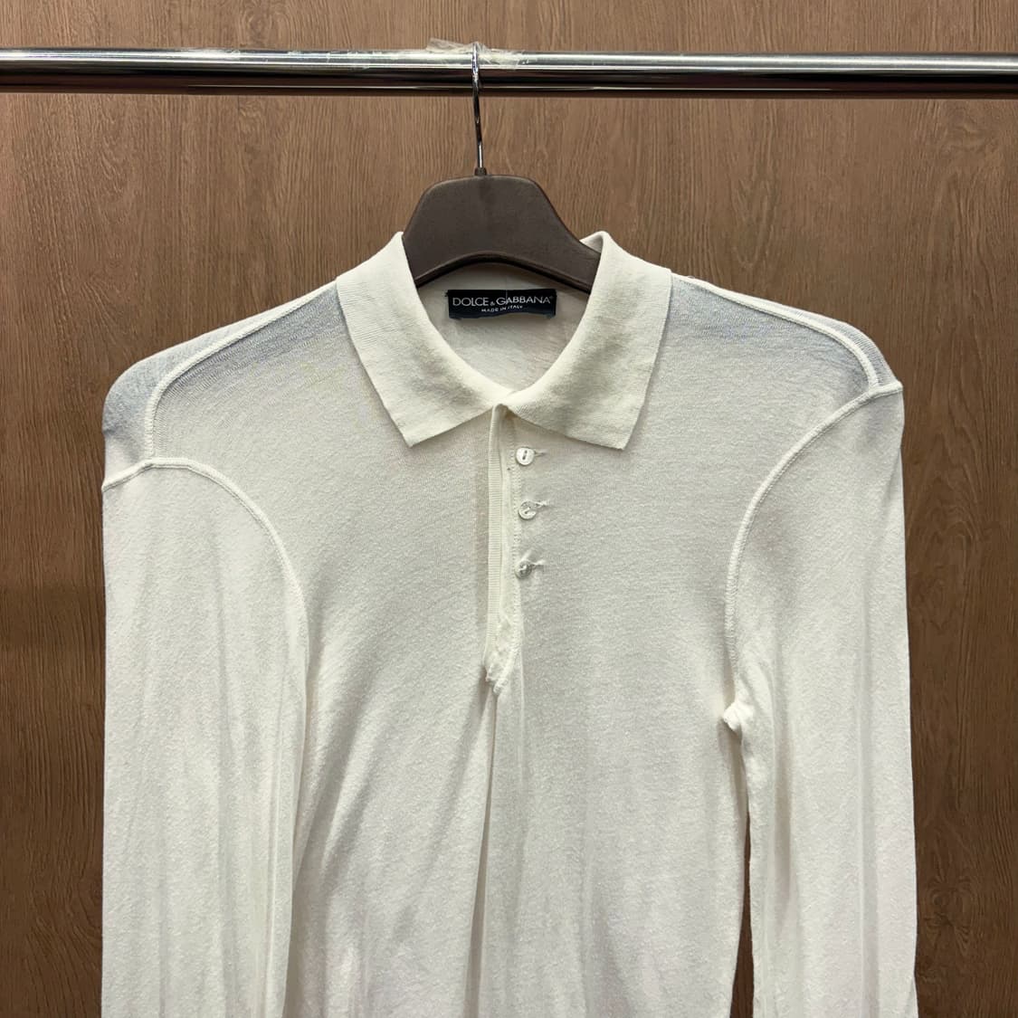 돌체앤가바나 코튼 긴팔 PK 티셔츠 슬림 라인 버튼 커프스 디테일 화이트 상품이미지4