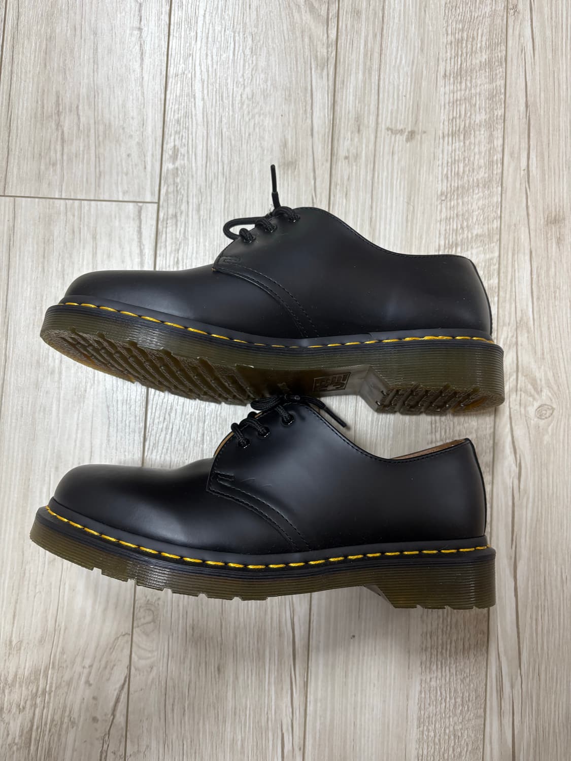 닥터마틴 1461 3홀 스무스 260 상품이미지2