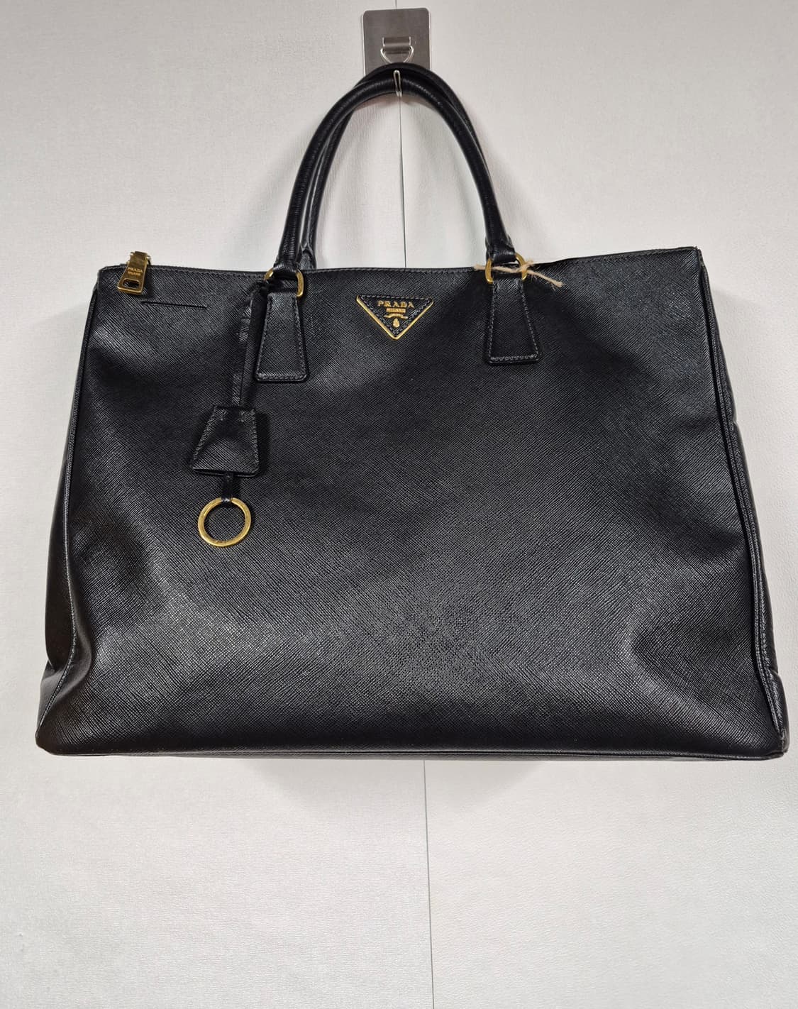 프라다 럭스 빅사이즈 토드백 상품이미지1