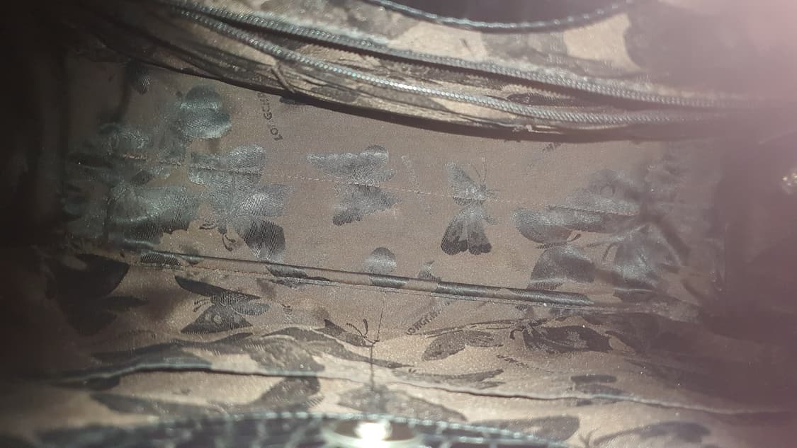 Longchamp 정품 롱샴 악어무늬 블랙 토트백 상품이미지5