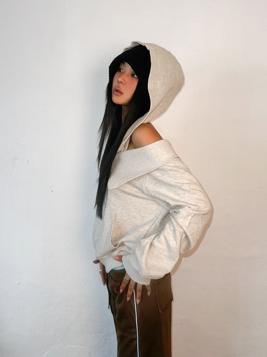 택포) Off shoulder hoodie zip-up 상품이미지3