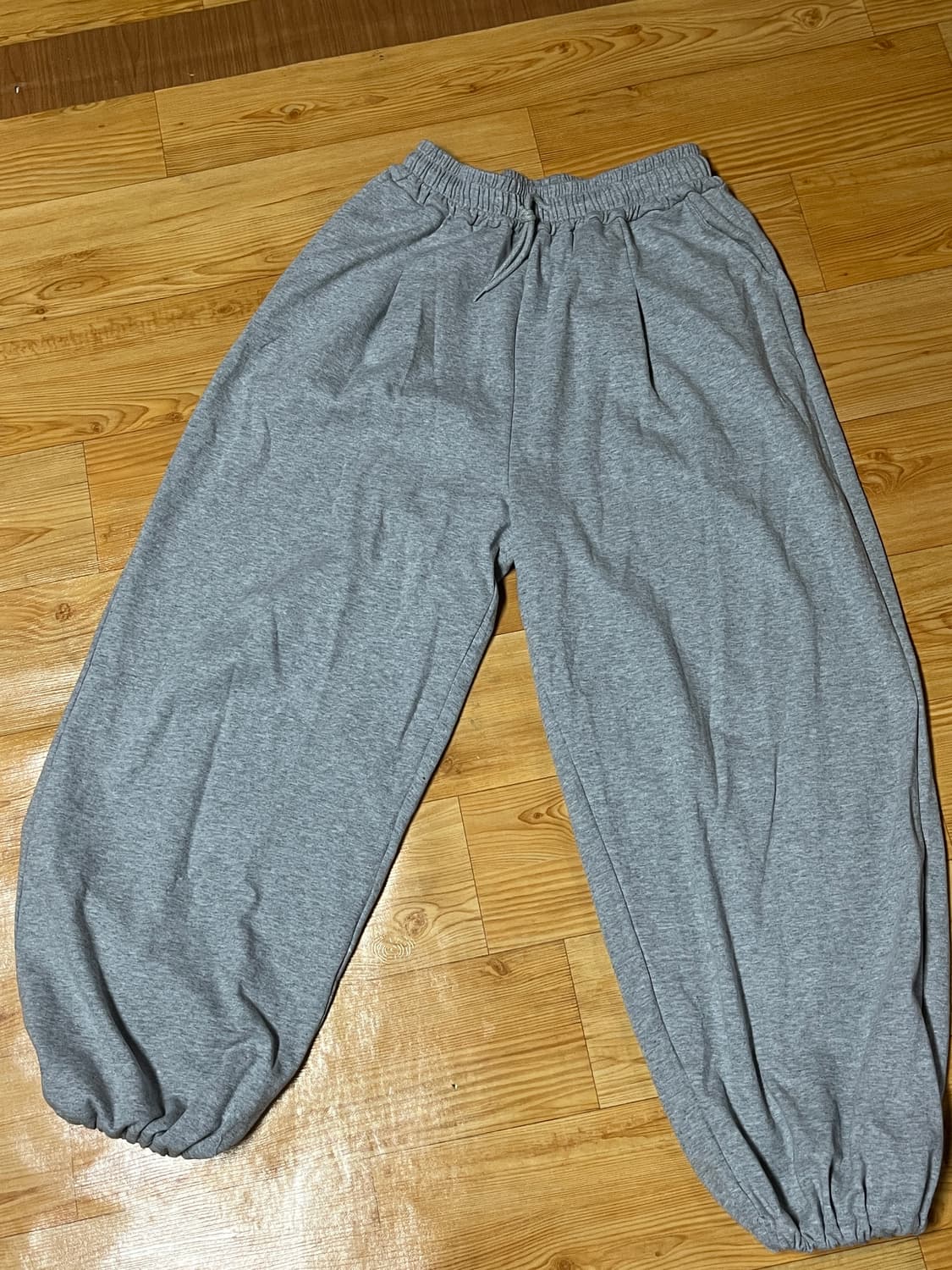 회색 츄리닝 바지 상품이미지1