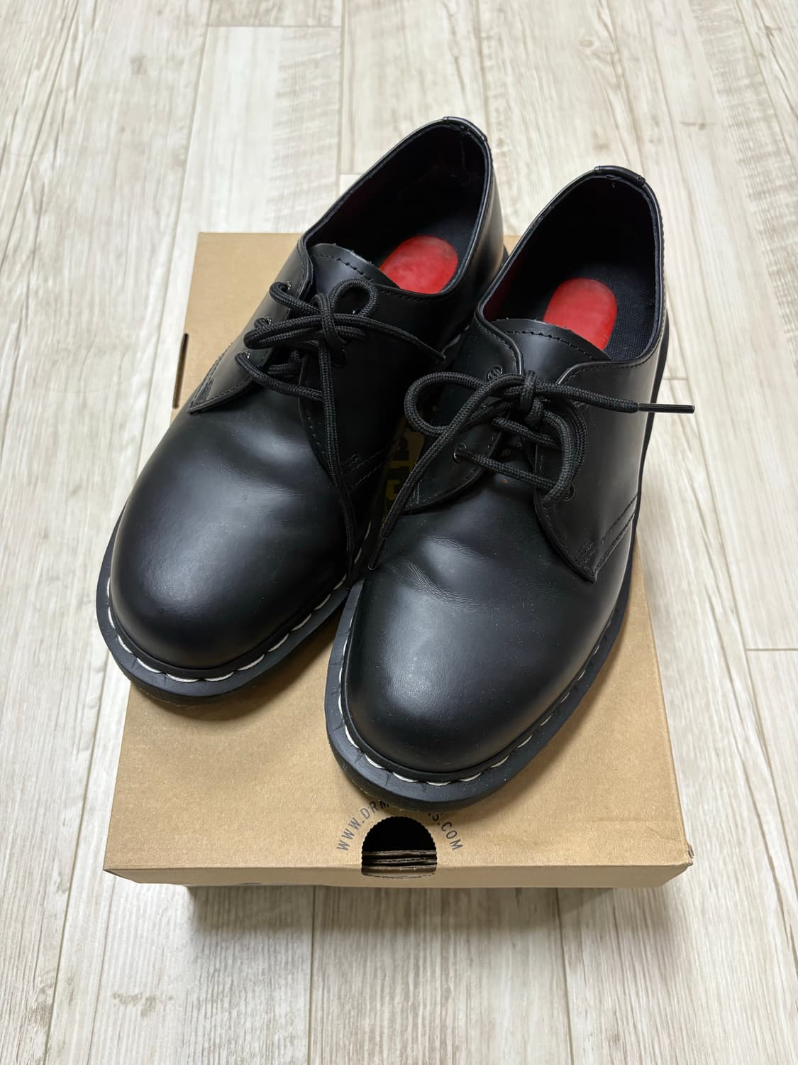 닥터마틴 1461 3홀 ws 270 상품이미지1