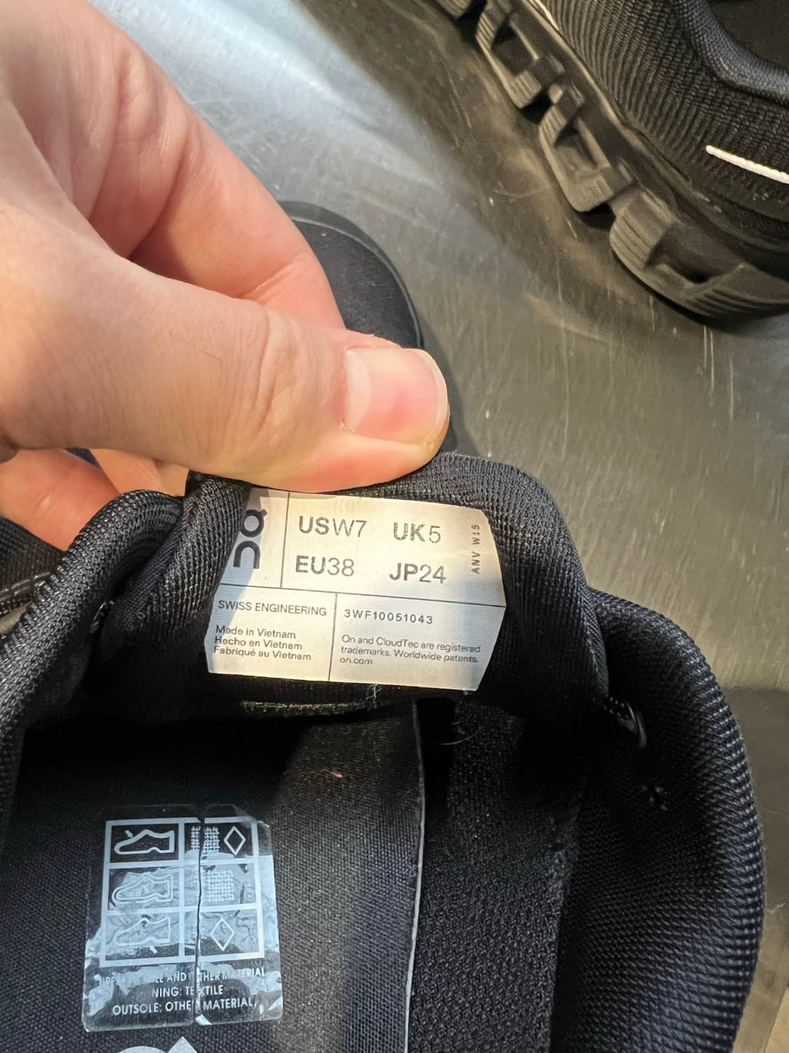 온러닝) 클라우드 6 240(EU38) 상품이미지4