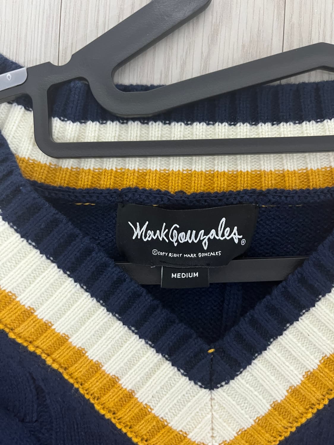 마크 곤잘레스 니트조끼 상품이미지2