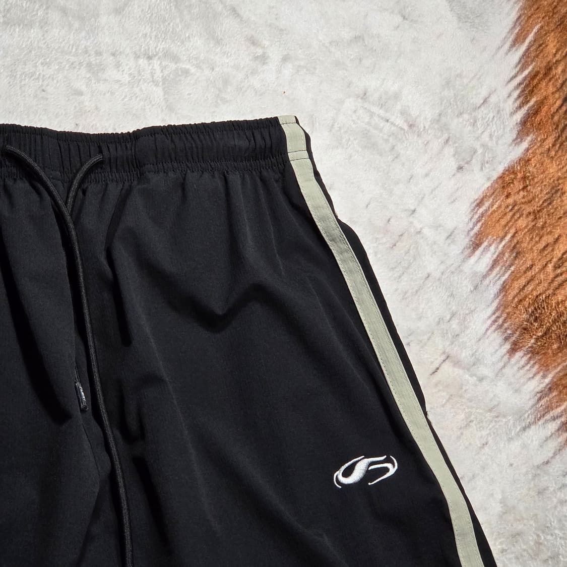 필루미네이트 와이드 파라슈트 트랙 팬츠 상품이미지2